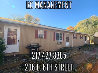 206 E 6th St APT 2, Georgetown, IL 61846
