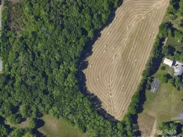 8335 Rocky River Rd, Harrisburg, NC 28075