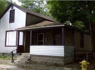 37 Batavia Pl NE, Grand Rapids, MI 49503