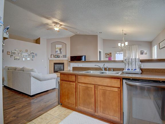4th image of 6928 Tijeras Creek Rd NW