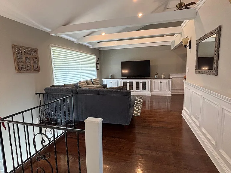 Morewood Dr — Photo 1