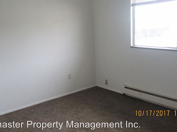 4th image of 202 Moonlite Dr APT 6