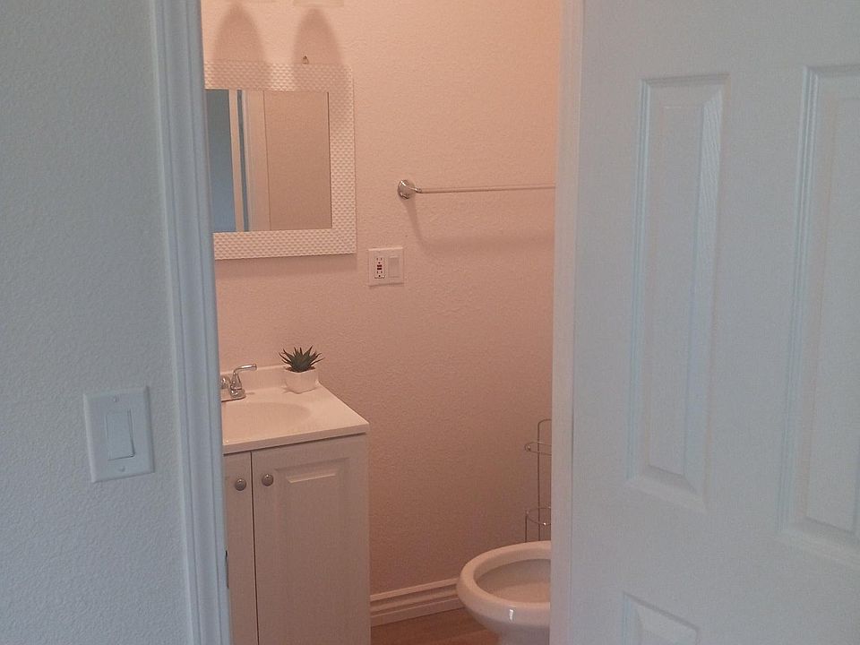 1st image of 14923 Cottontail Ln