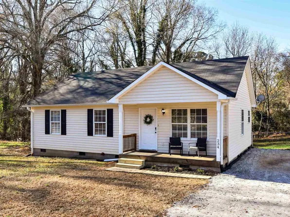 234 South St, Woodruff, SC 29388
