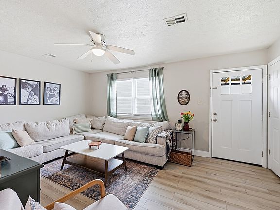 4th image of 1092 Winchester Rd