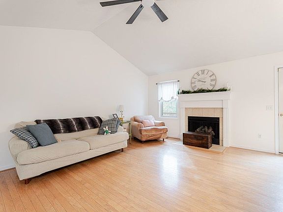 5th image of 2760 Lanier Ln