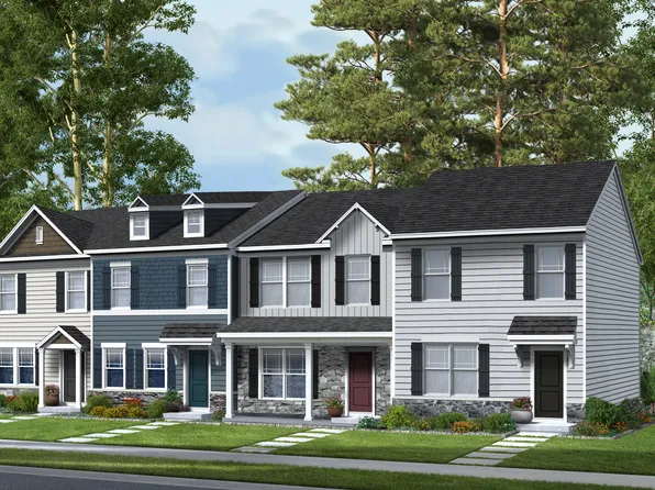 23 S George St, Stewartstown, PA 17363