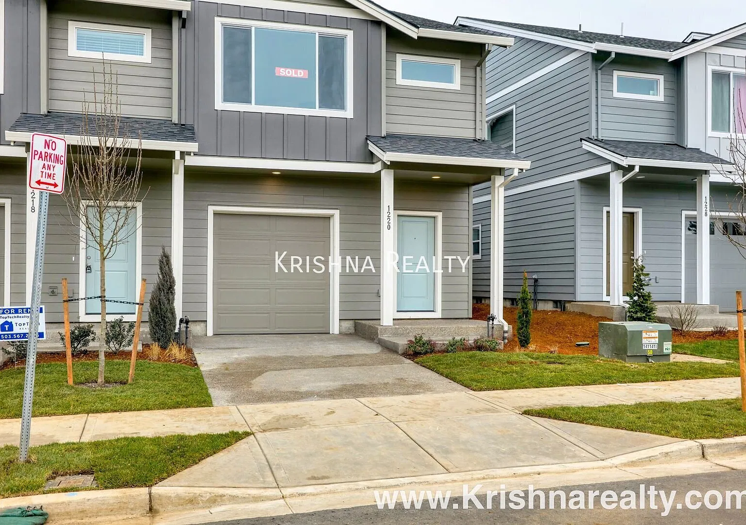 Beautiful Modern 2021 Built | 3bd| 2.5 Ba | Townhome In Laurel Woods Community! — Photo 2