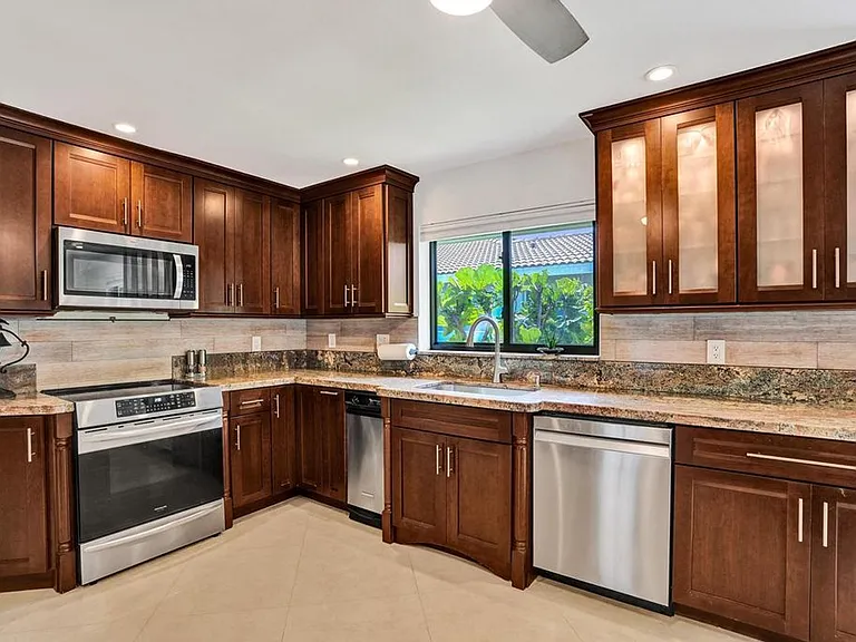 5569 Wind Drift Ln — Photo 36