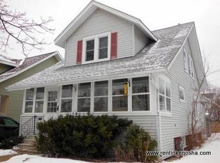 1418 73rd St, Kenosha, WI 53143