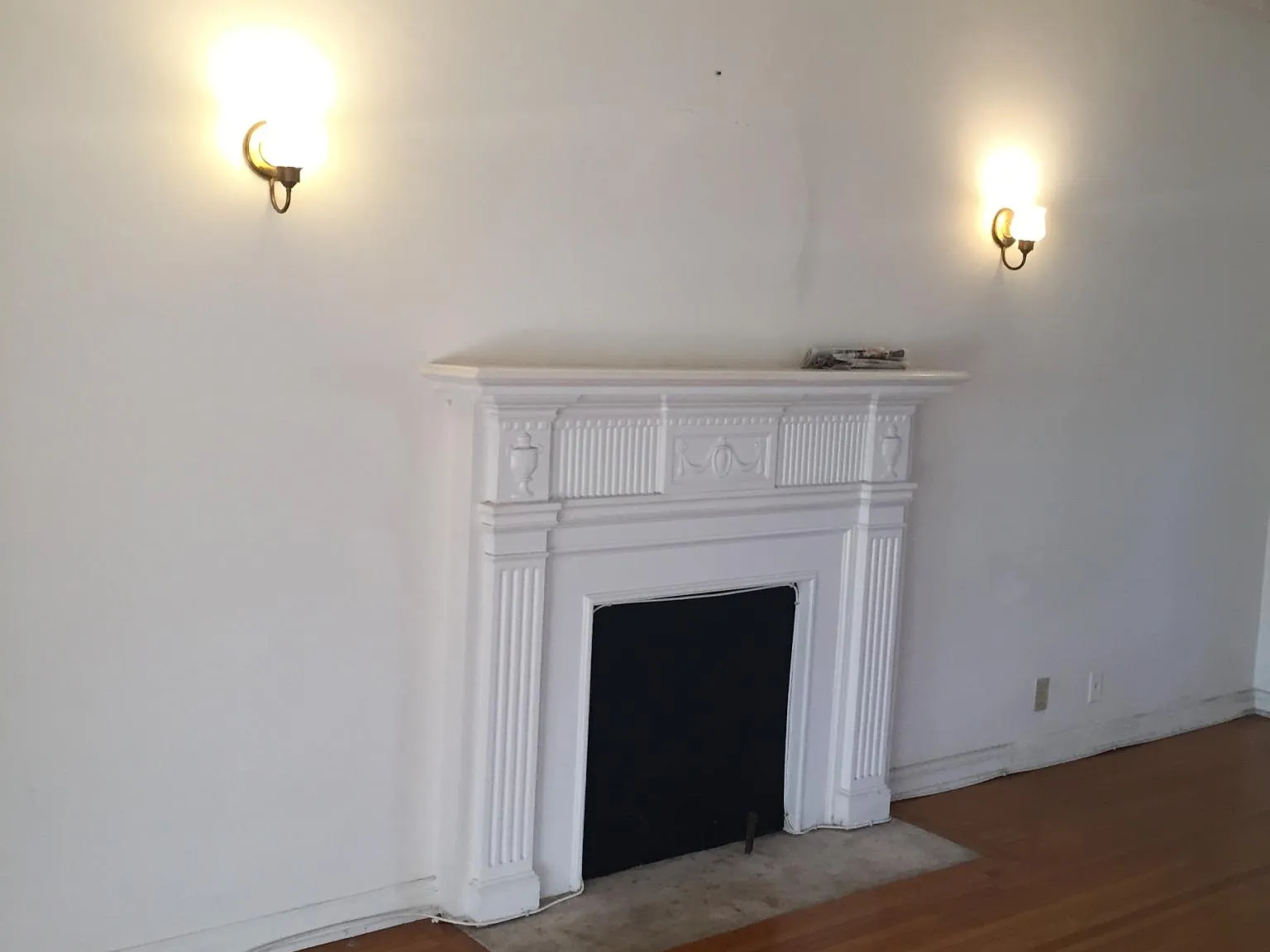 356 S Elm Dr — Photo 4