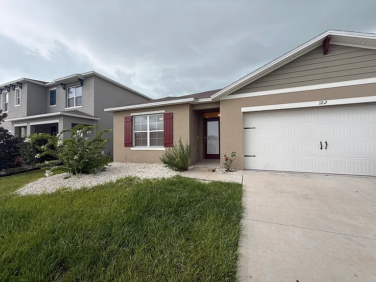 122 Henry Stevens Dr — Photo 3