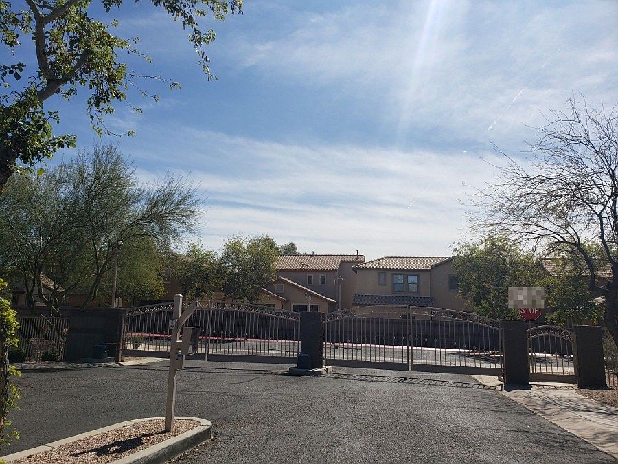 1st image of 45 S 57th Pl