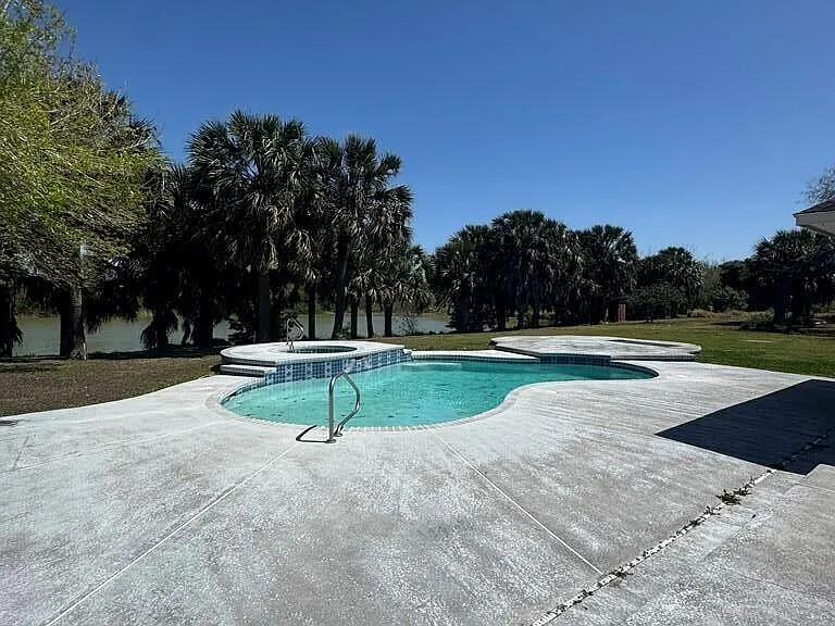 8795 FM 1732 — Photo 18