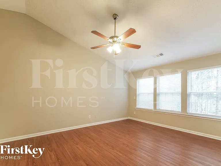 276 Weatherstone Pointe Dr — Photo 7