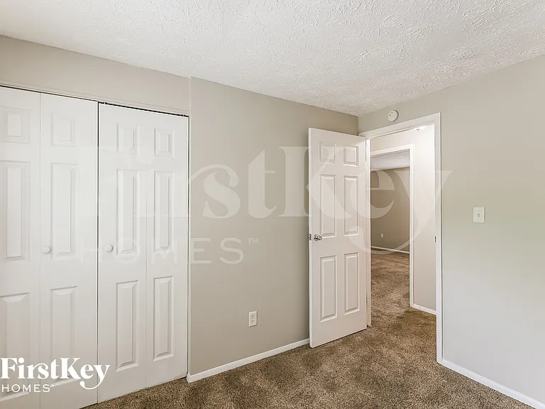 8041 E 34th St — Photo 13
