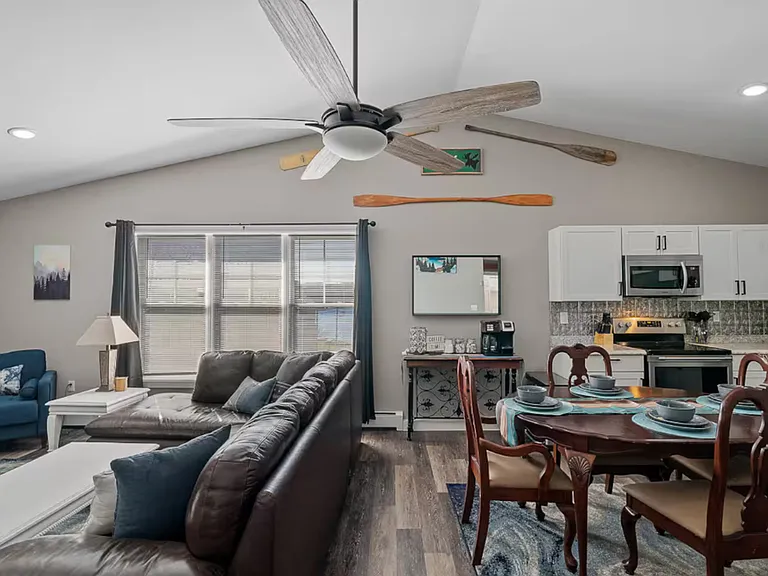 934 S Shore Rd — Photo 15