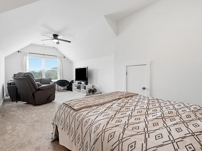 2049 Chestnut Oak Trl — Photo 23