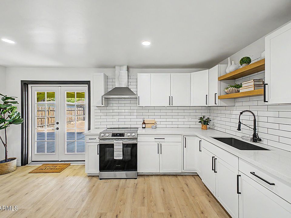 1st image of 6727 W PIERSON Street