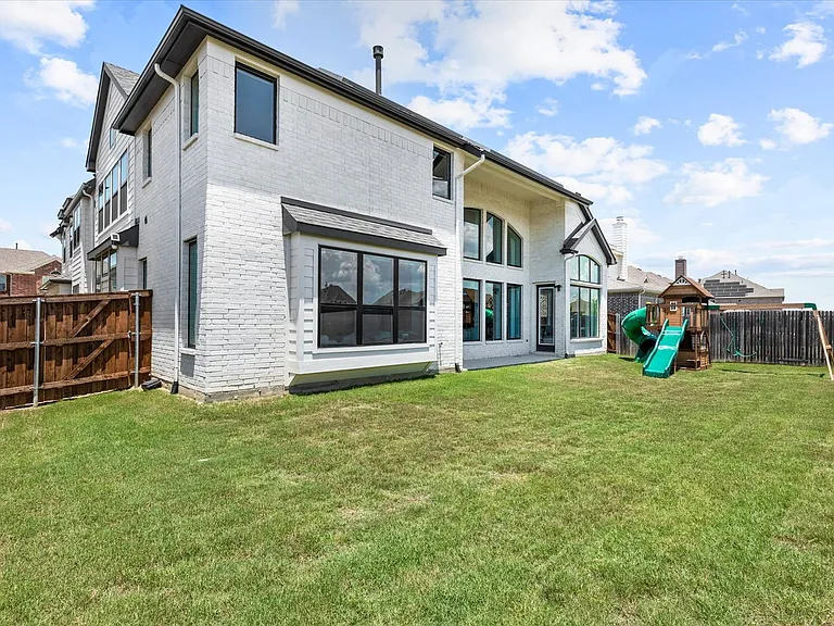 721 Yarrow St — Photo 26