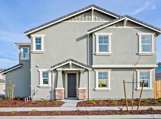 2190 Gladiola Dr, Hollister, CA 95023