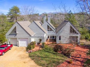 203 Oyster Cove Lndg, Hartfield, VA