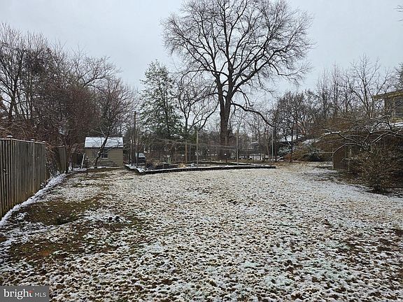 4th image of 1616 Chain Bridge Rd