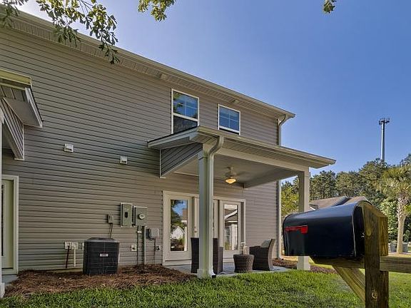 5th image of 110 Buchanan Cir