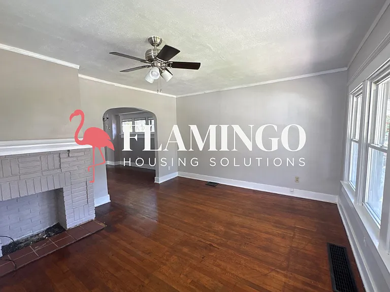 317 Fernwood Ave — Photo 3