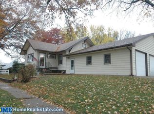 336 E Roberts St, Seward, NE 68434