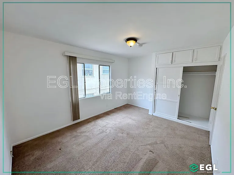1211 N New Hampshire Ave #13 — Photo 6