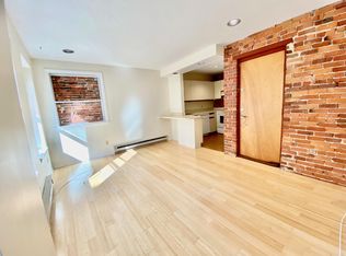 38RA Charter St #7F, Boston, MA 02113