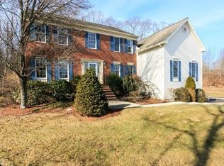 36 Peter St, Holliston, MA 01746