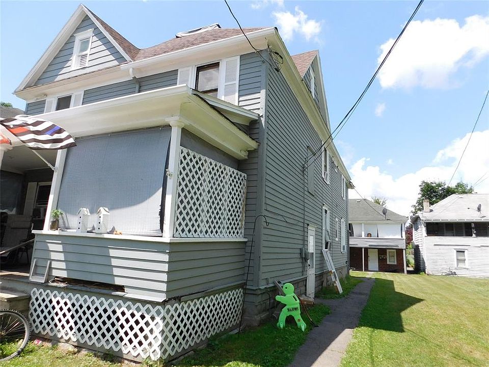 2nd image of 106 N Roosevelt Ave