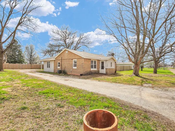 106 E Harrison St, Catlin, IL 61817