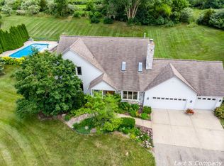 70 Rollingbrook Dr NE, Ada, MI 49301