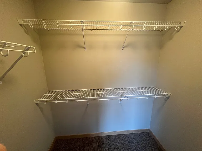 Venture Luxury High Rise — Photo 93