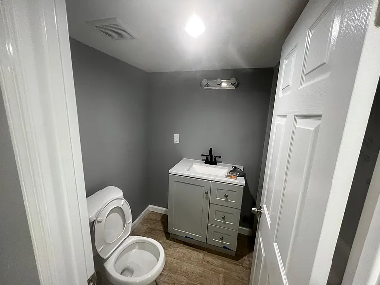 33 Obal Ave — Photo 11