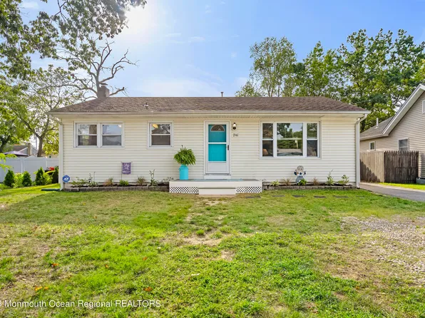 241 Ensign Avenue, Beachwood, NJ 08722