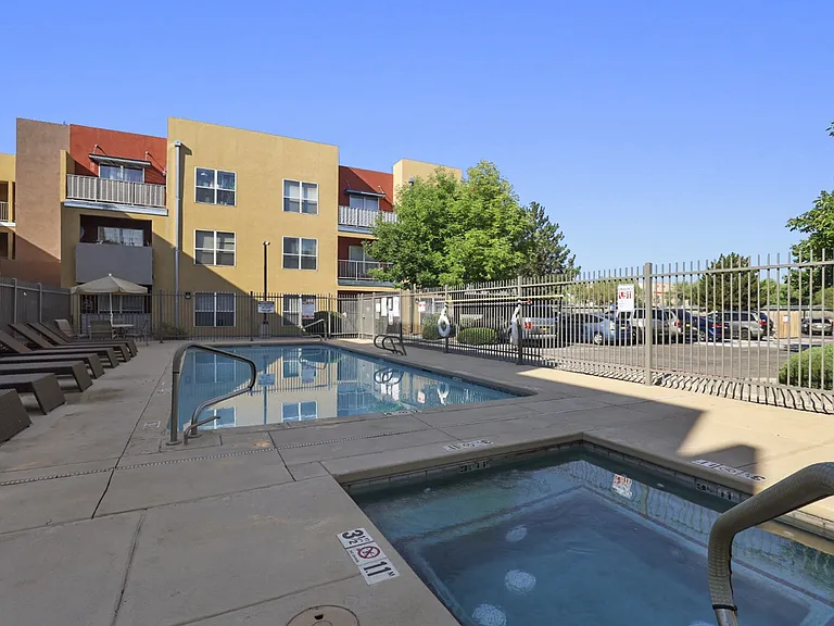 La Cantera Senior Apartments — Photo 19