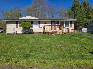 1020 Elizabeth St, Oak Hill, WV