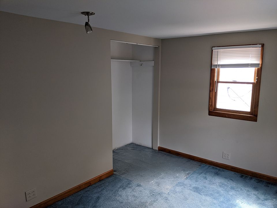 2nd image of 226 Kenwood Dr