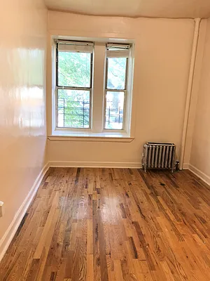 Rented by Lang Realty LLC | media 21