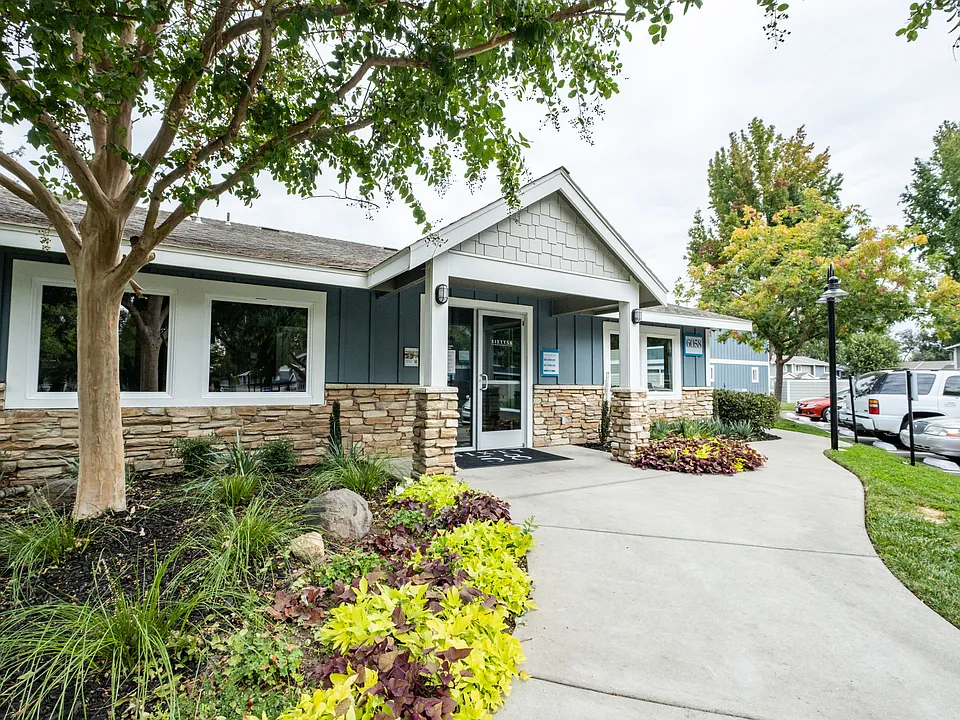 Sixty58 Townhomes