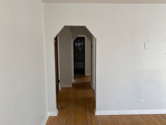 5th image of 600 S Logan St APT 5