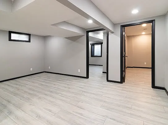 4101 S Downing Ave — Photo 11