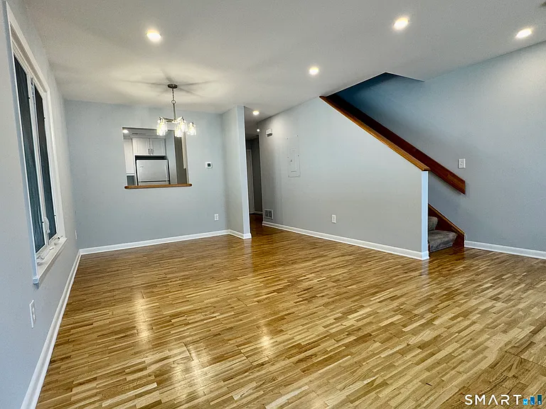 115 Flax Hill Rd #10 — Photo 5