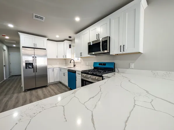 88 Julian St #2, Providence, RI 02909