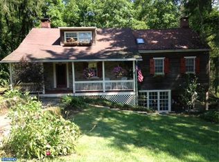 135 Fry Rd, Fleetwood, PA 19522