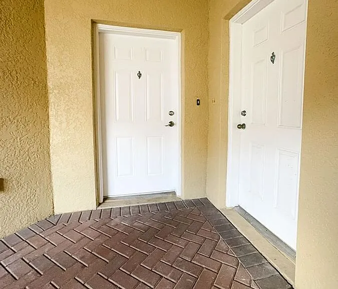 10829 Dragonwood Dr — Photo 3